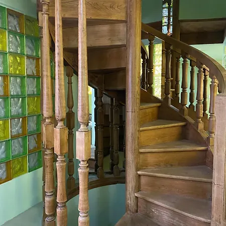 Appartement Loft Design 2 Bedrooms And 2 Private Bathrooms With Ground Floor Living *