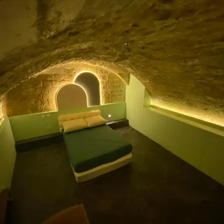 Appartement Loft Design 2 Bedrooms And 2 Private Bathrooms With Ground Floor Living Parijs